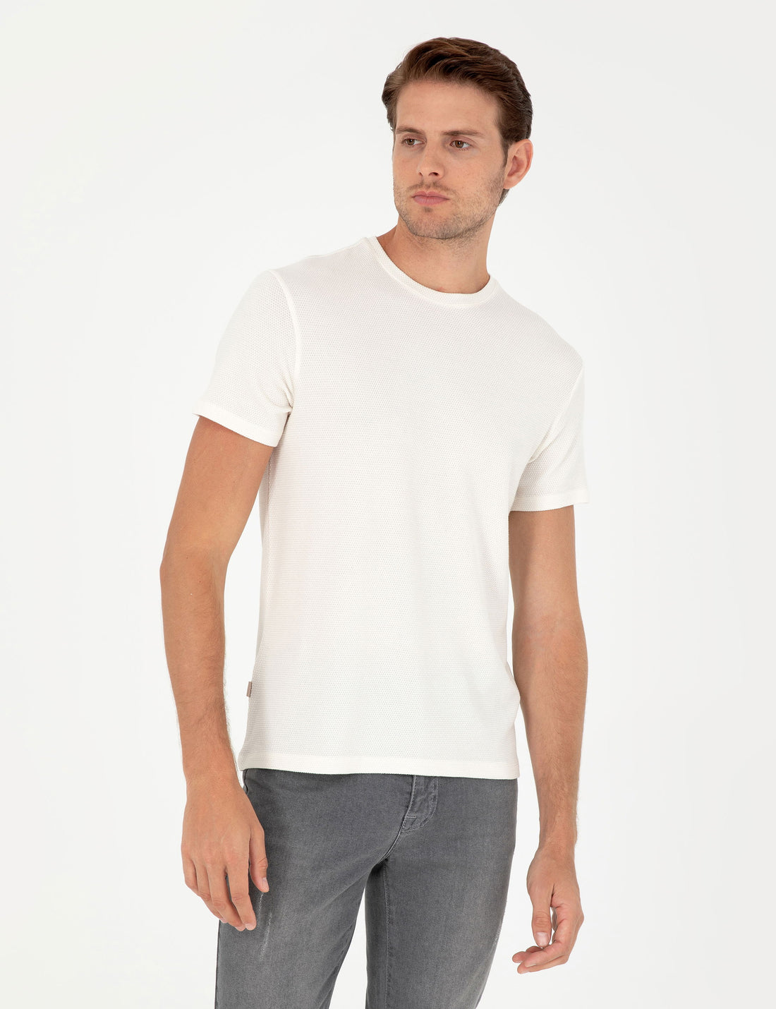 Ecru Slim Fit Basic T-Shirt
