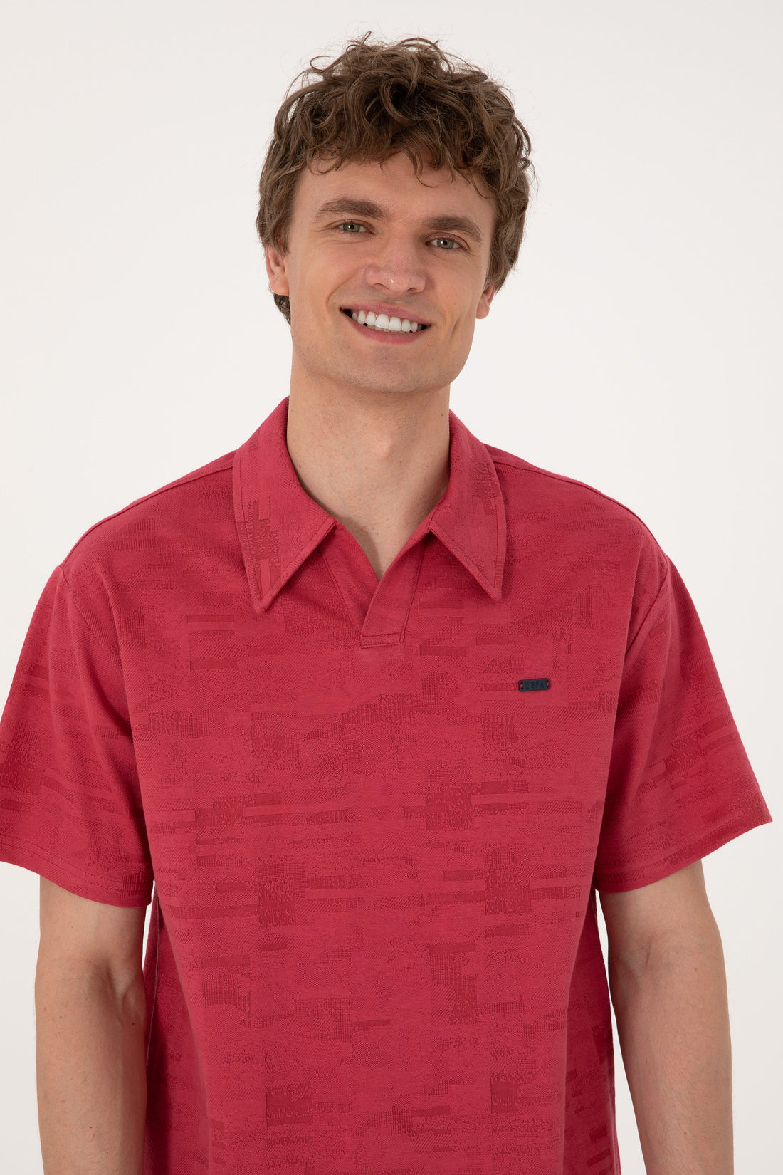 U.S. Polo Assn. - Men's Comfort Fit Crazy Neck Cherry T-Shirt