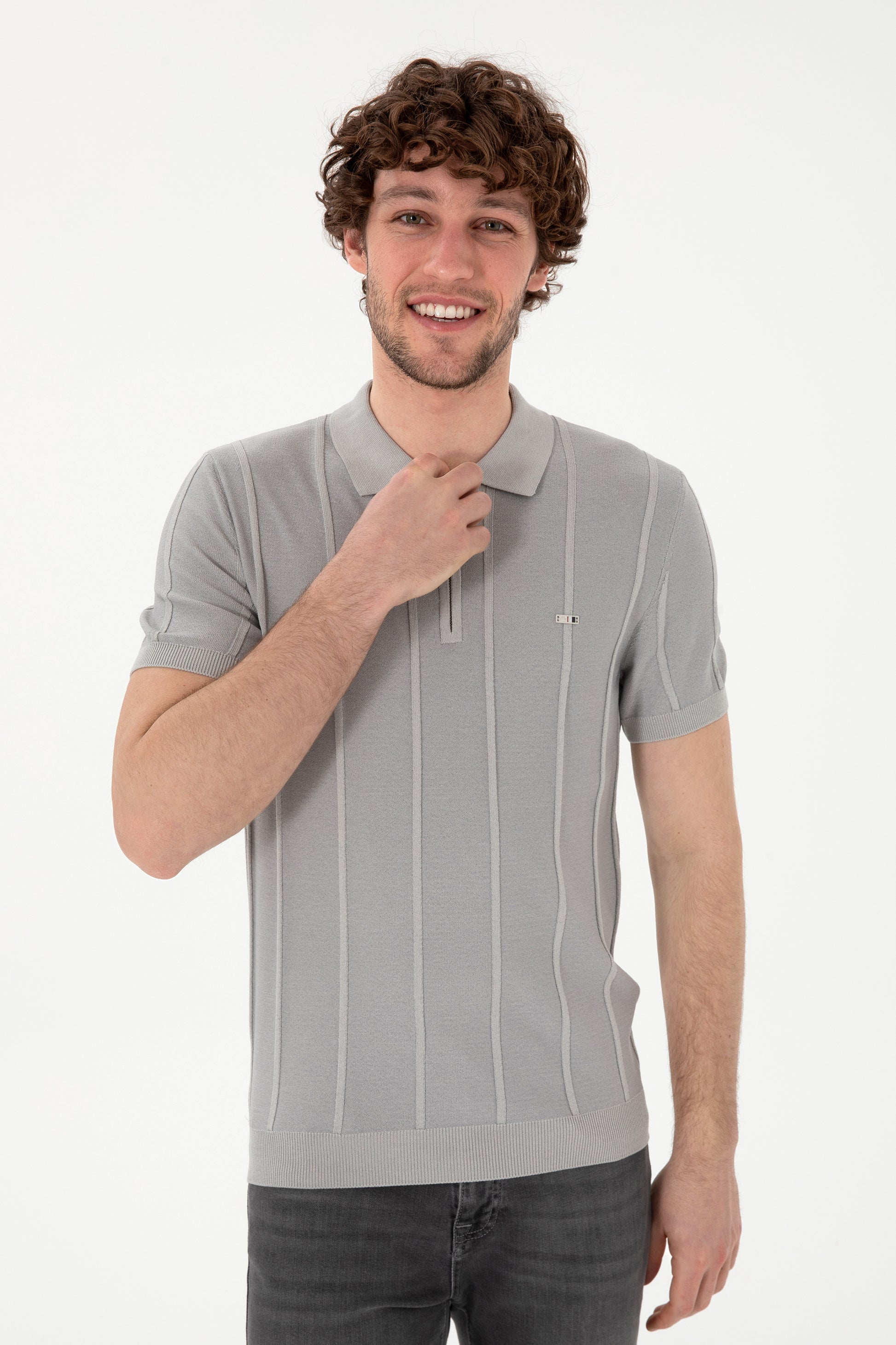 Men's Light Gray Sweater