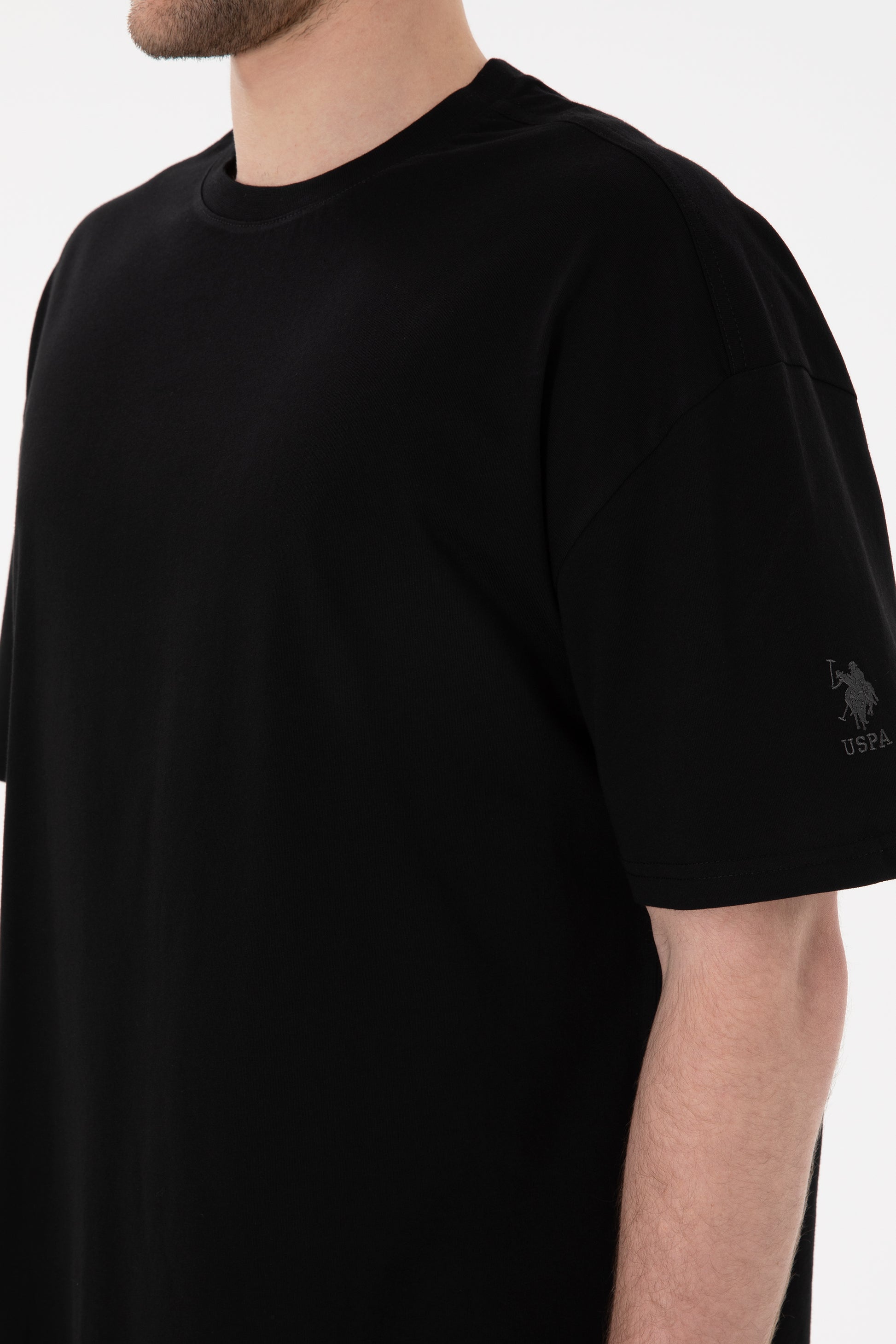 Men's Long Fit Crew Neck Black Basic T-Shirt