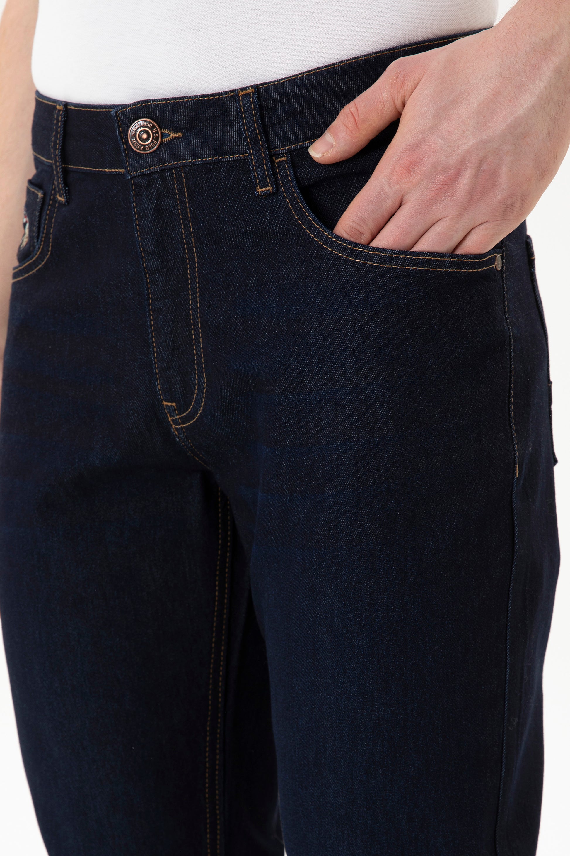 Men's Dark Blue Jeans