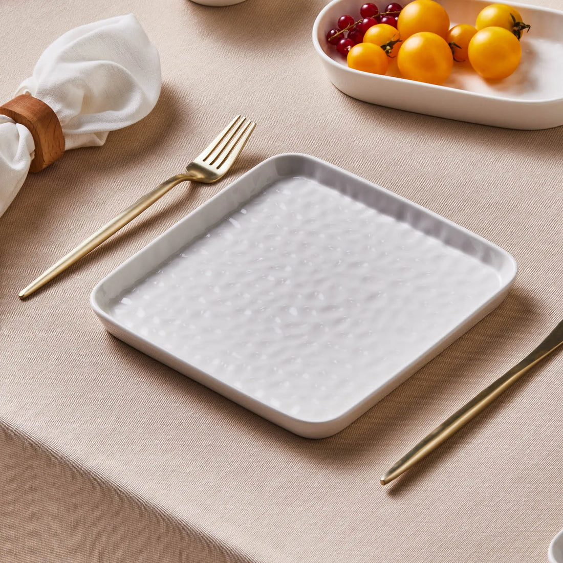 Karaca x Refika White Cake Plate 18 cm