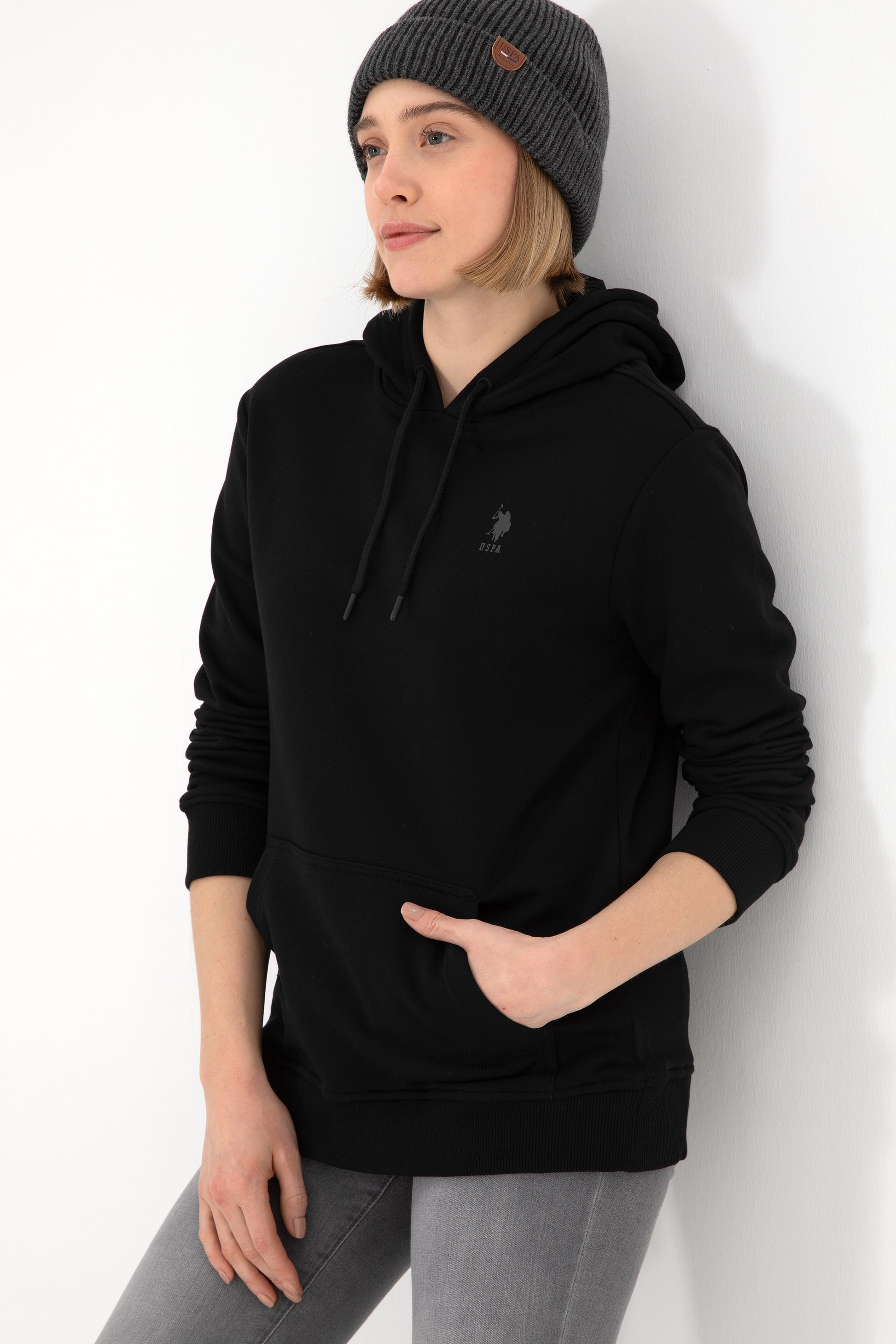 Men's Black Basic Sweatshirt