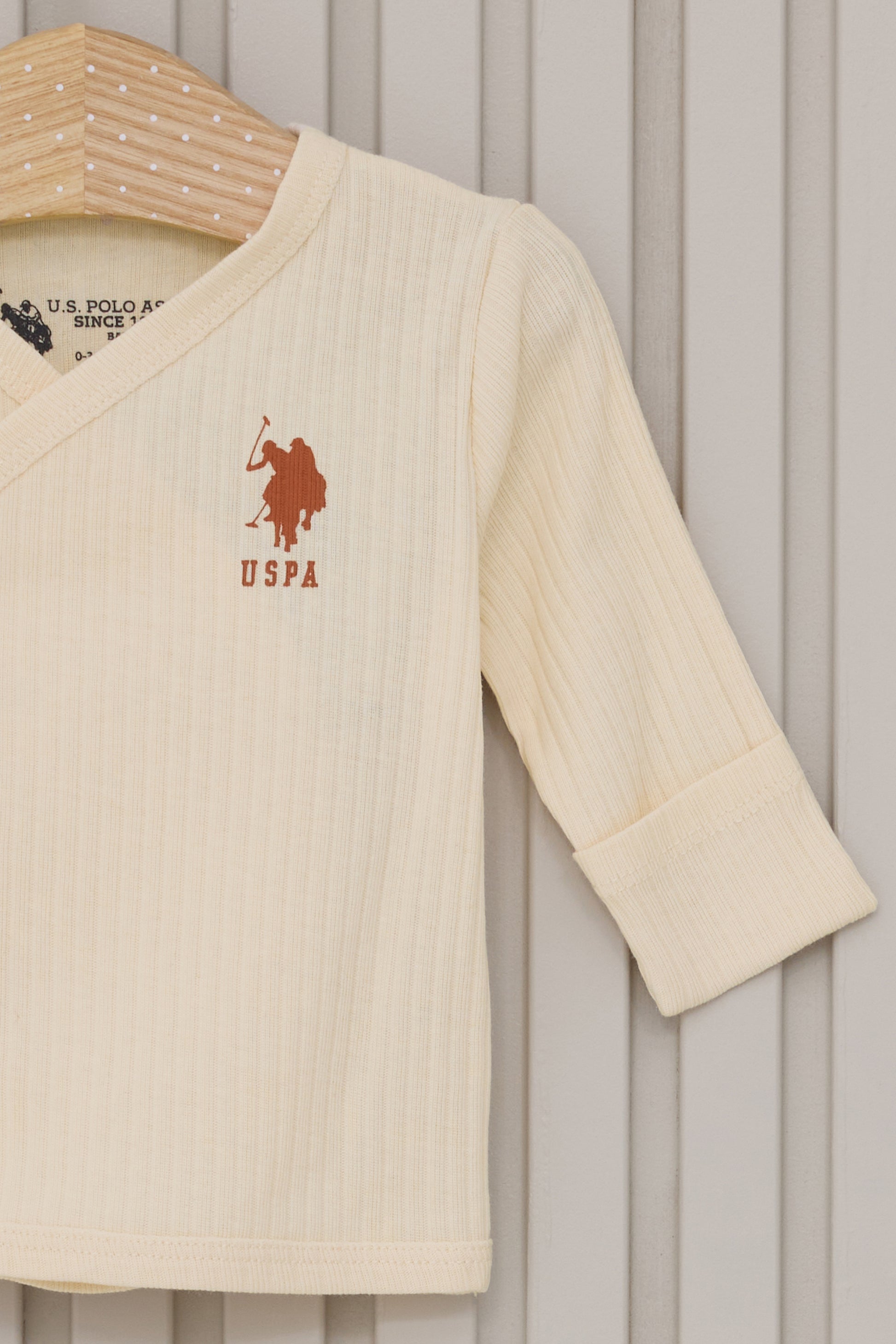 Baby Girl Cream Hospital Outlet 100% Cotton 5-Piece Zipper Set