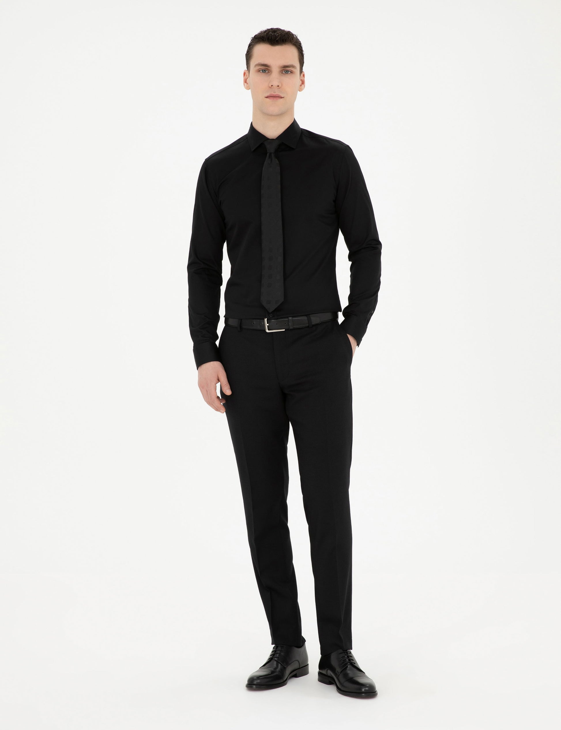 Black Ex. Slim Fit Long Sleeve Basic Shirt