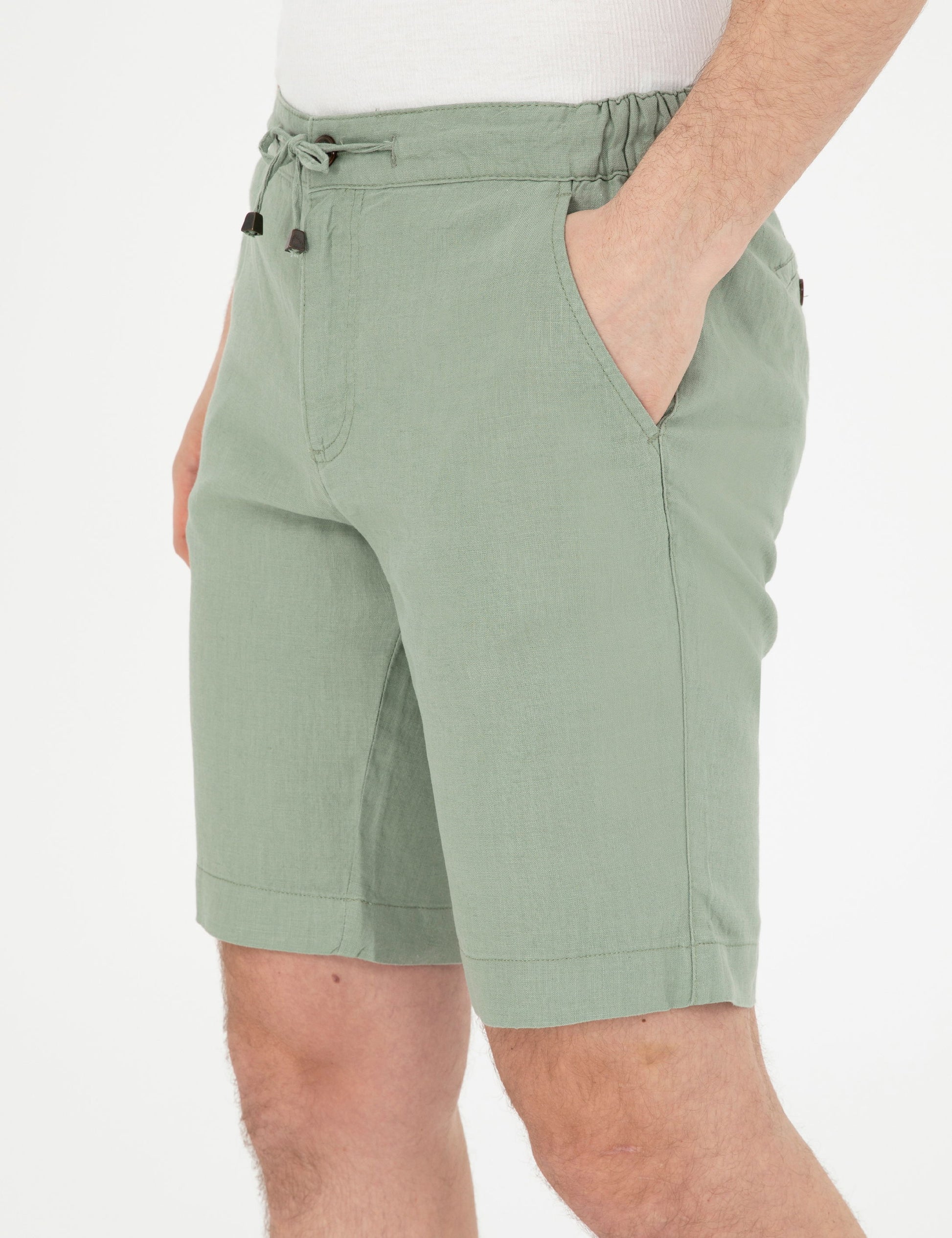 Green Slim Fit Linen Waist Elastic Woven Shorts