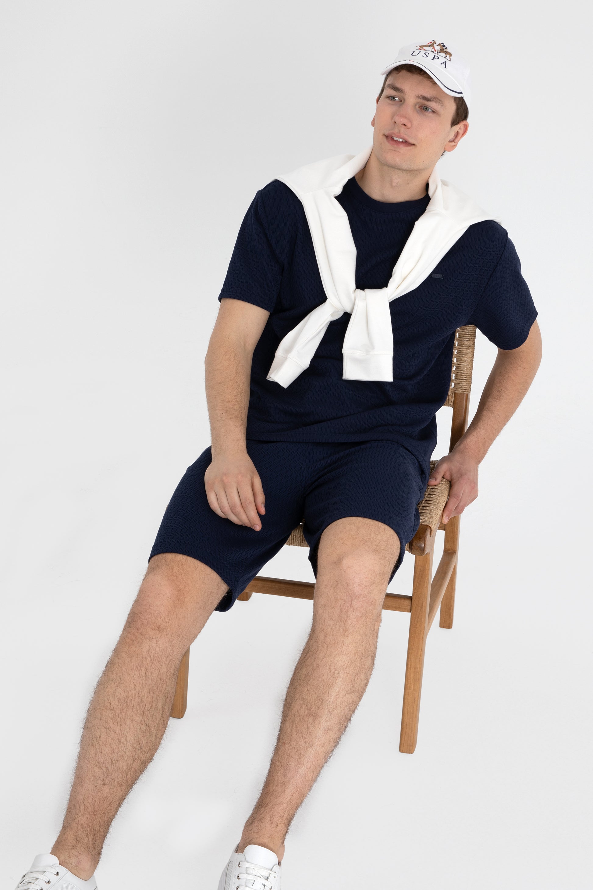 Men's Comfort Fit Crew Neck Navy T-Shirt
