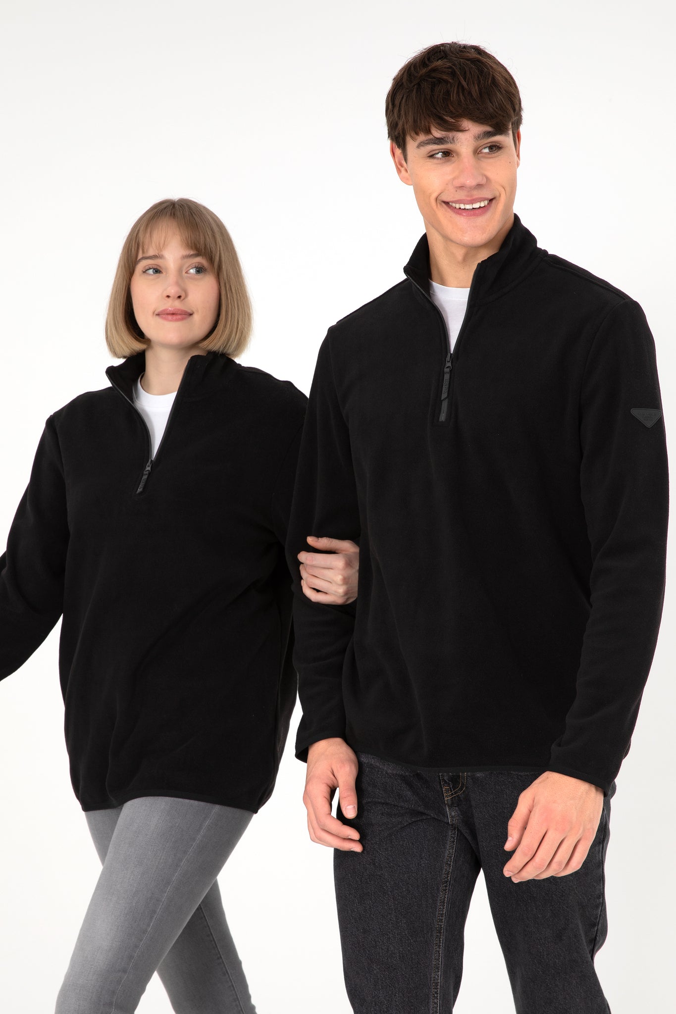 Men's Black Basic Sweatshirt