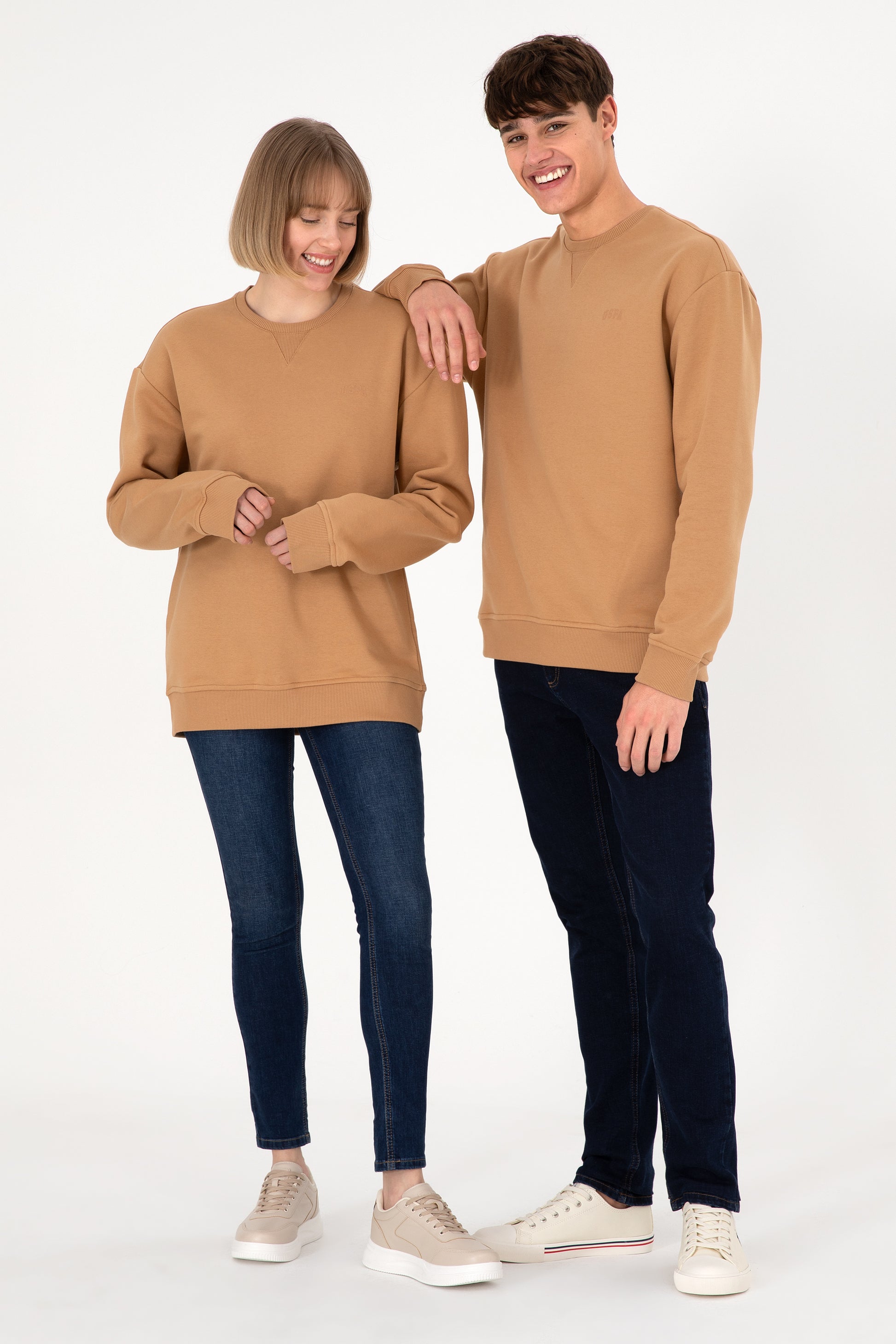 Men's Camel Basic Sweatshirt