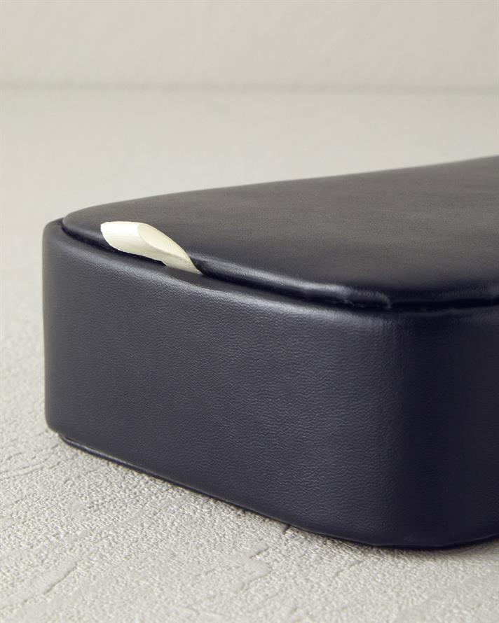 Alice Leather Jewelry Box Black