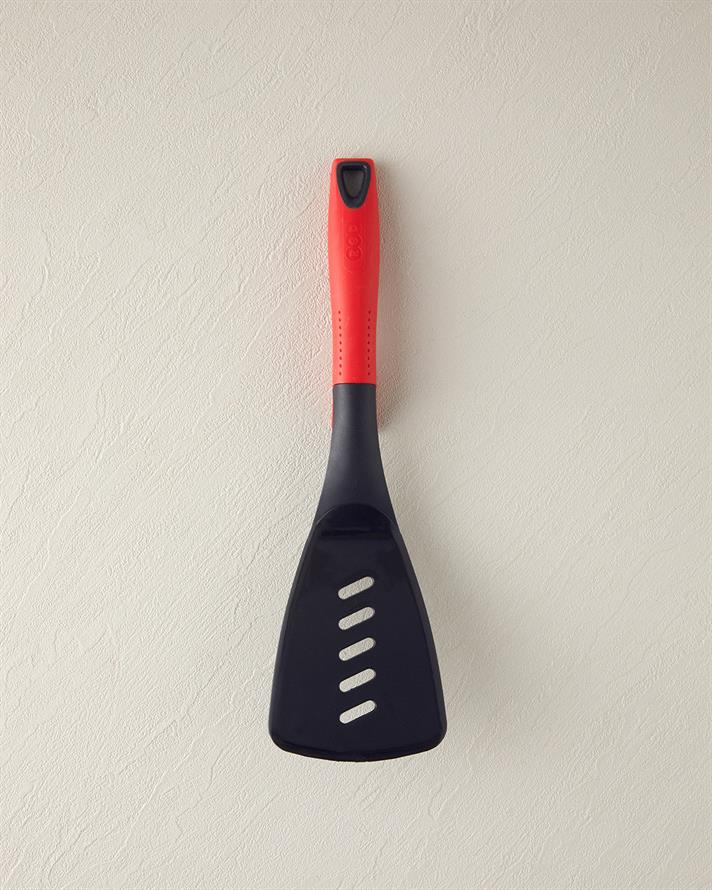 Amara Plastic Spatula 31.5 cm Red