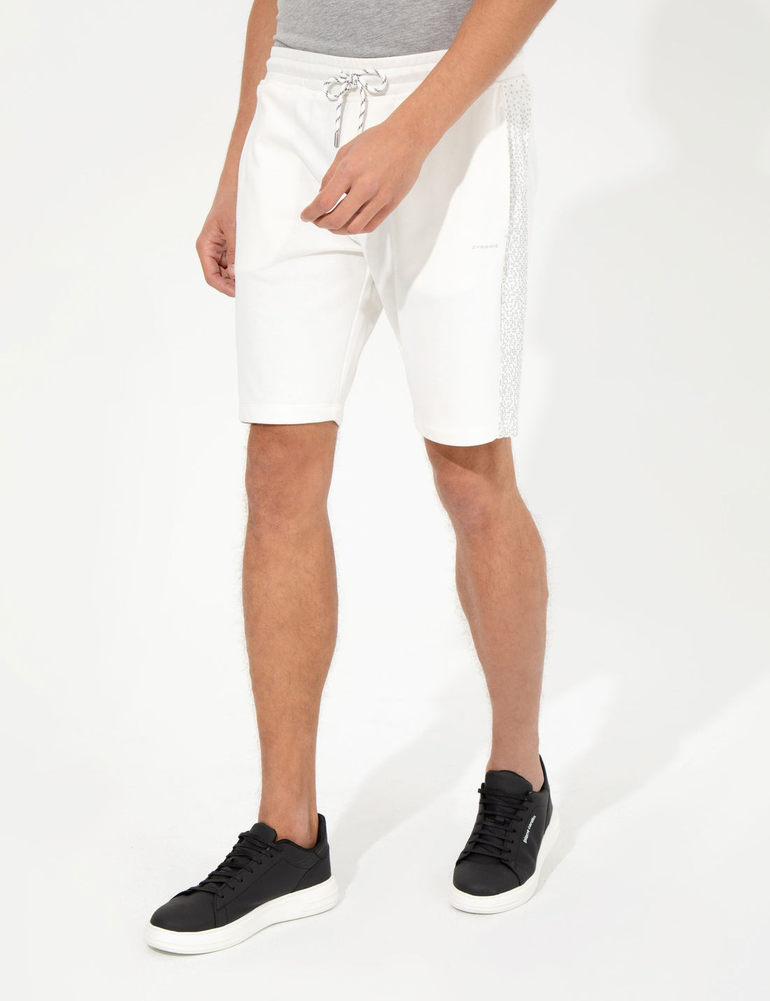 Ecru Slim Fit Knitted Shorts