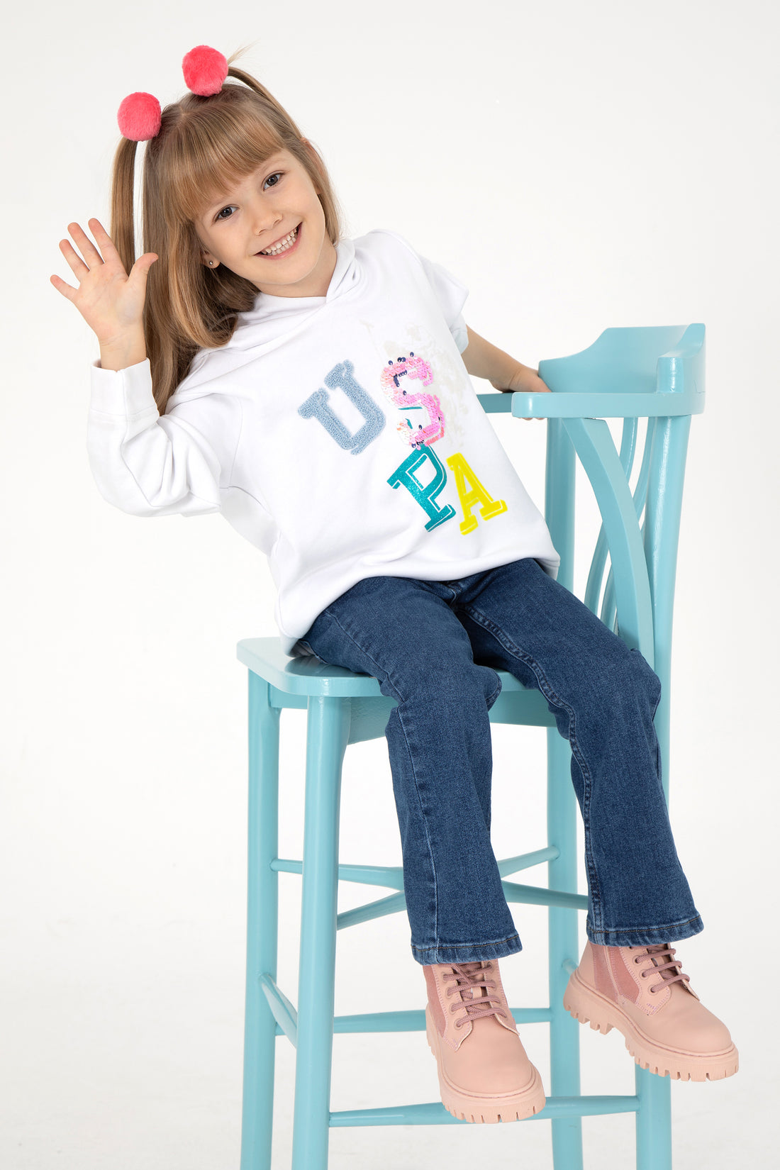 Girl's White Sweatshirt