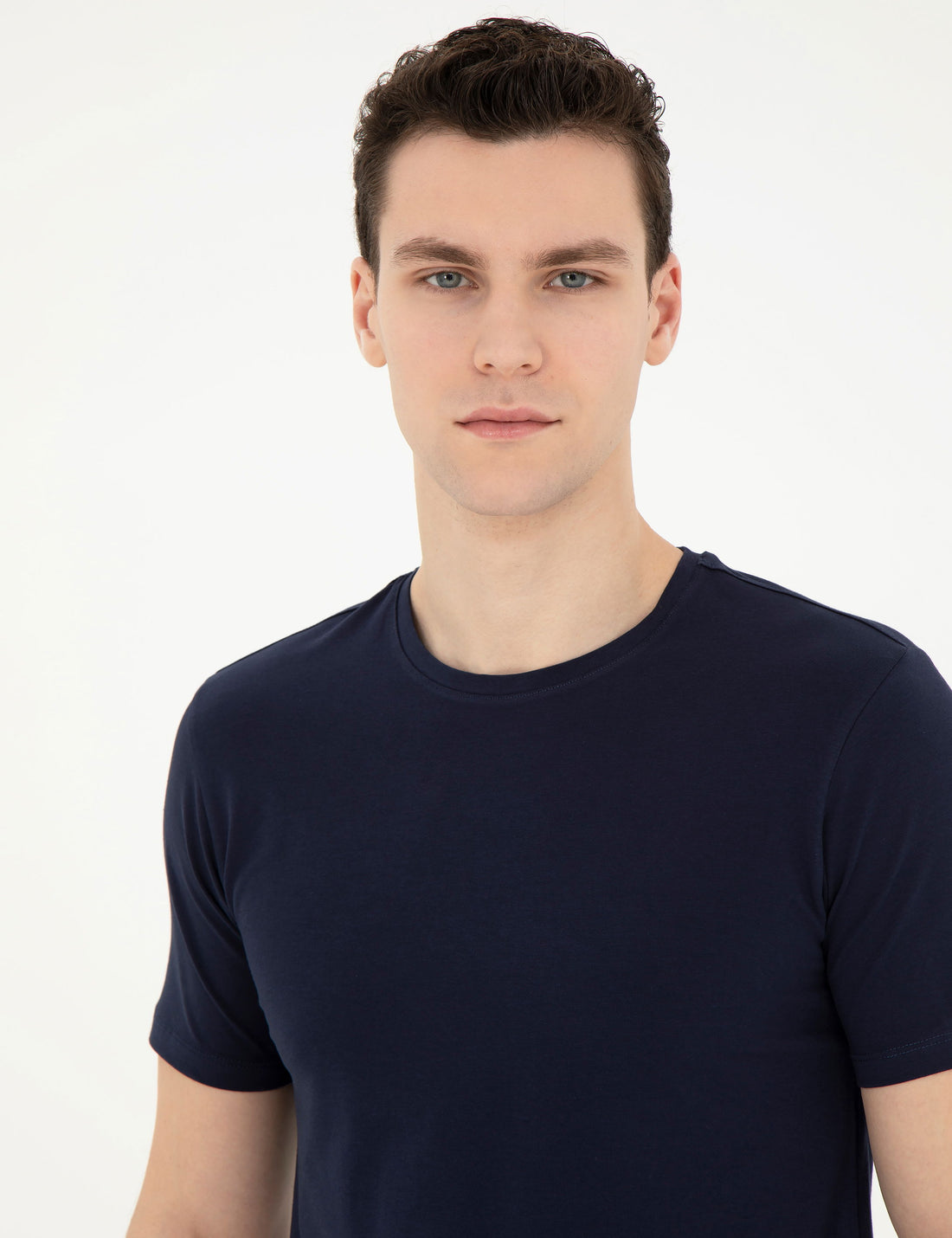 Navy Slim Fit Basic T-Shirt