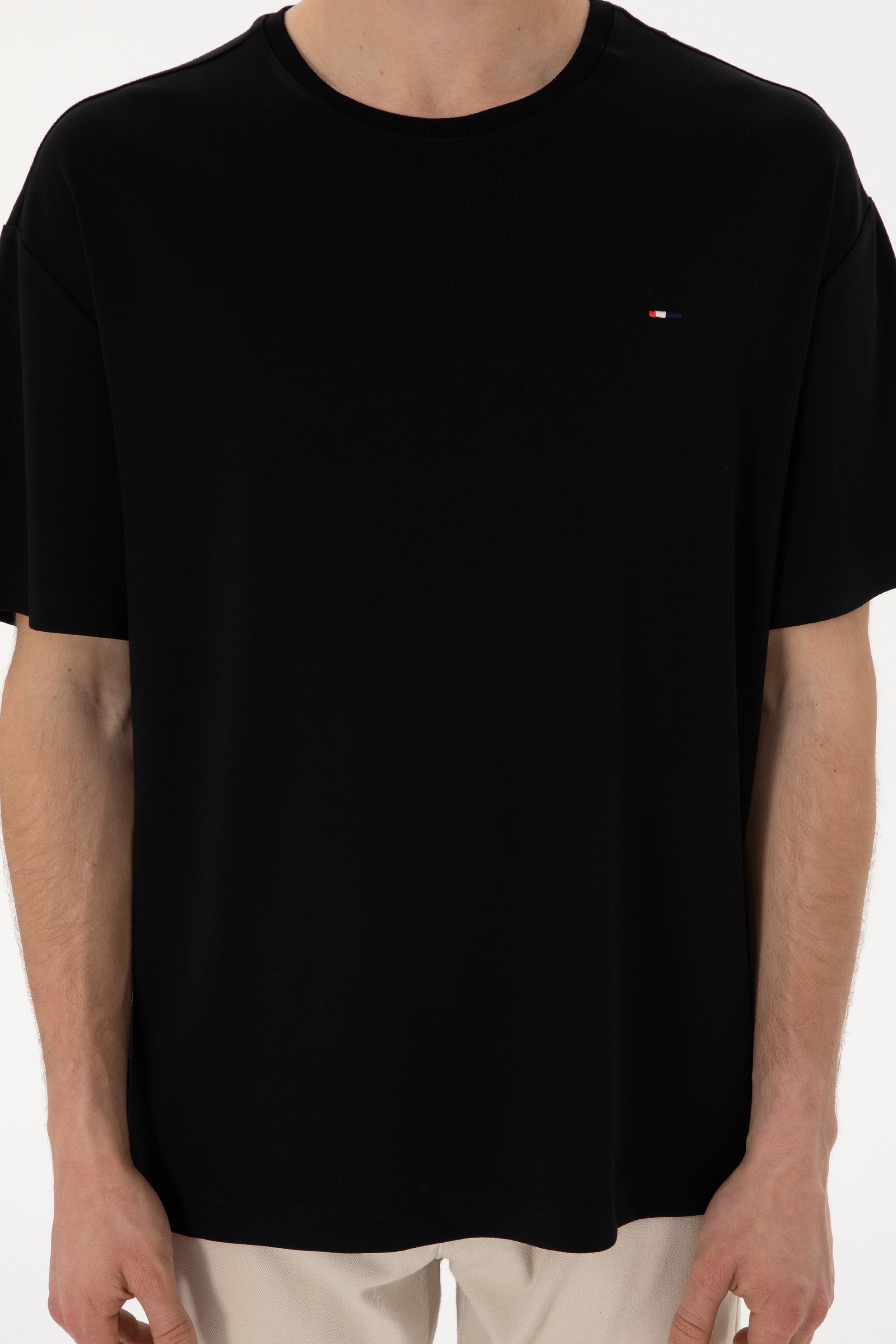 Men's Comfort Fit Crew Neck Black T-Shirt