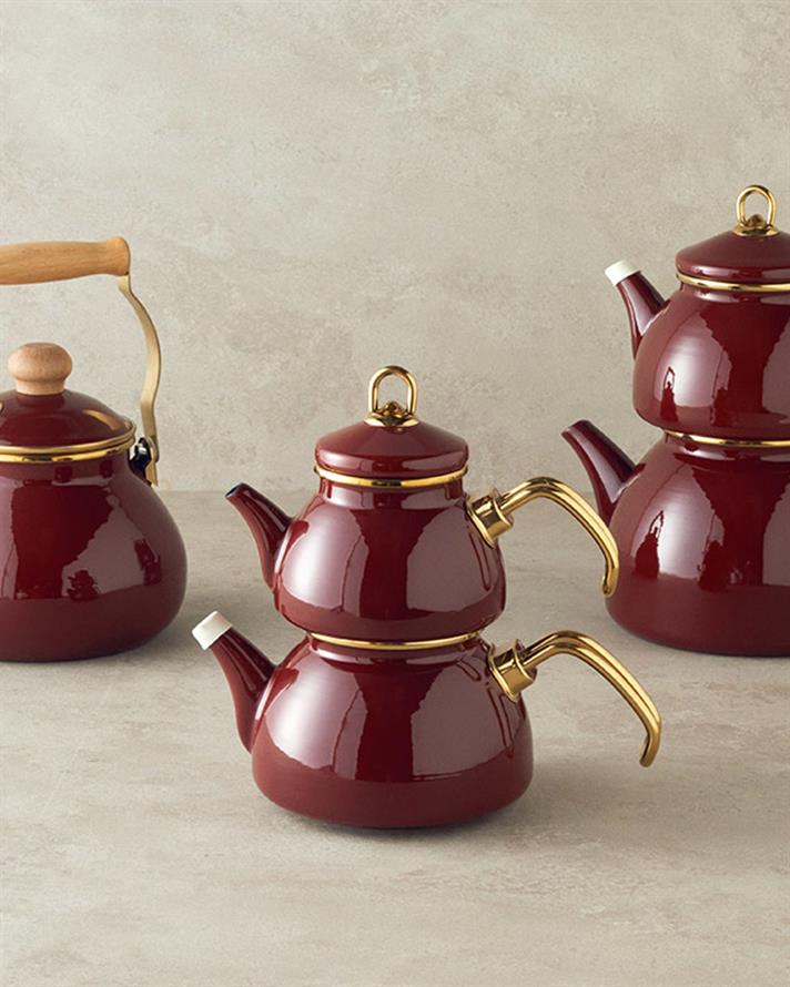 Copenhagen Enamel Teapot 2 Liter Burgundy