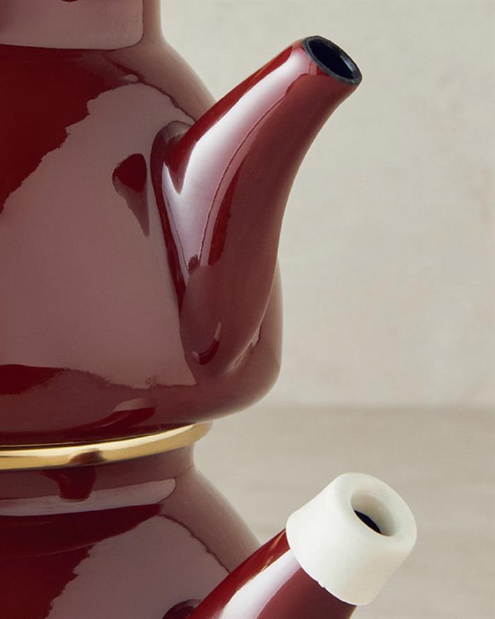 Copenhagen Enamel Mini Teapot Burgundy