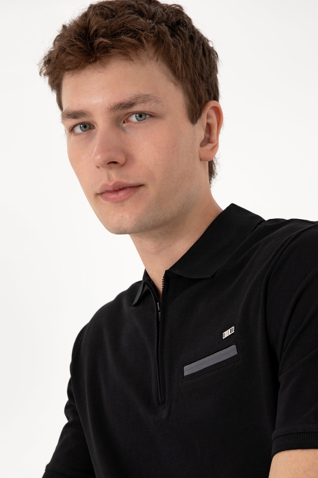 Men's Regular Fit Zipper Black T-Shirt