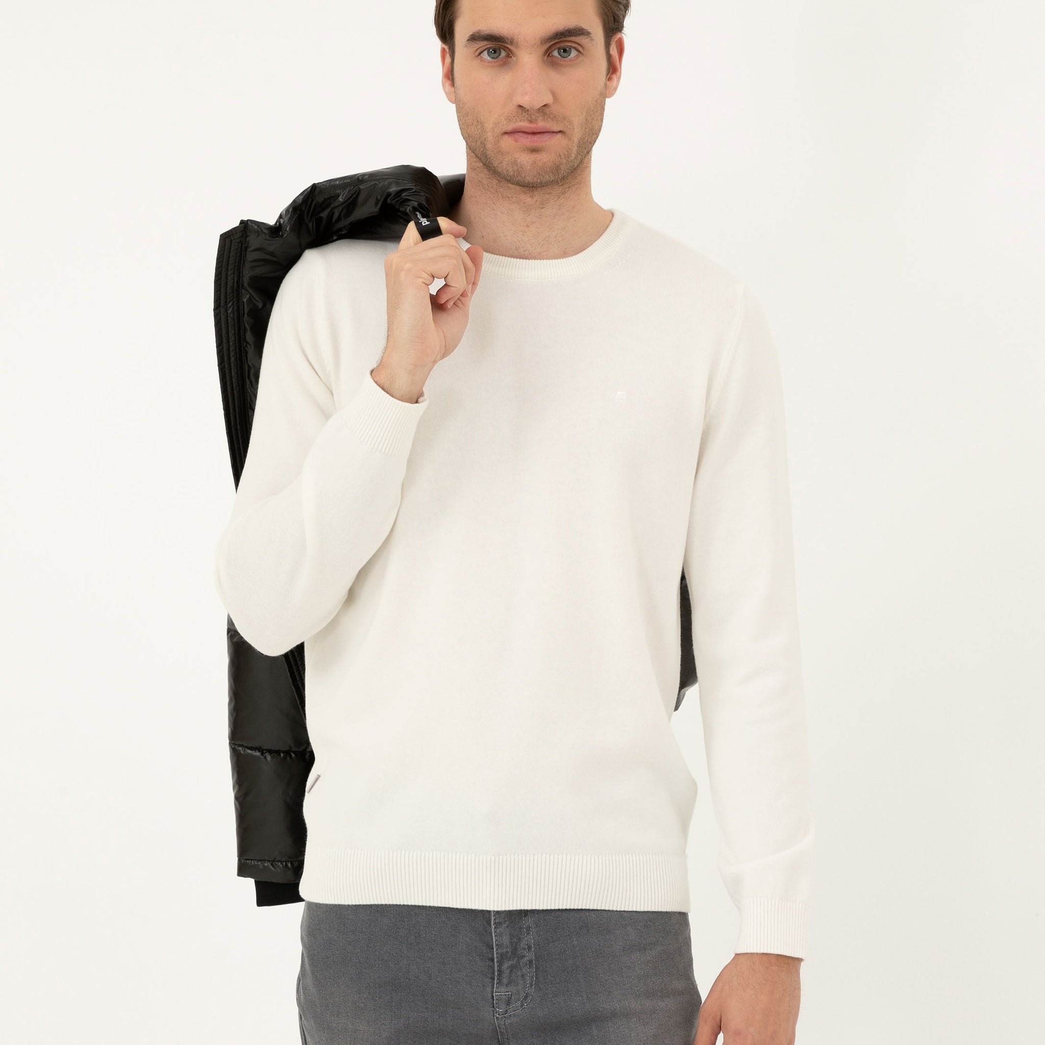 Ecru Slim Fit Crew Neck Basic Sweater Sweater