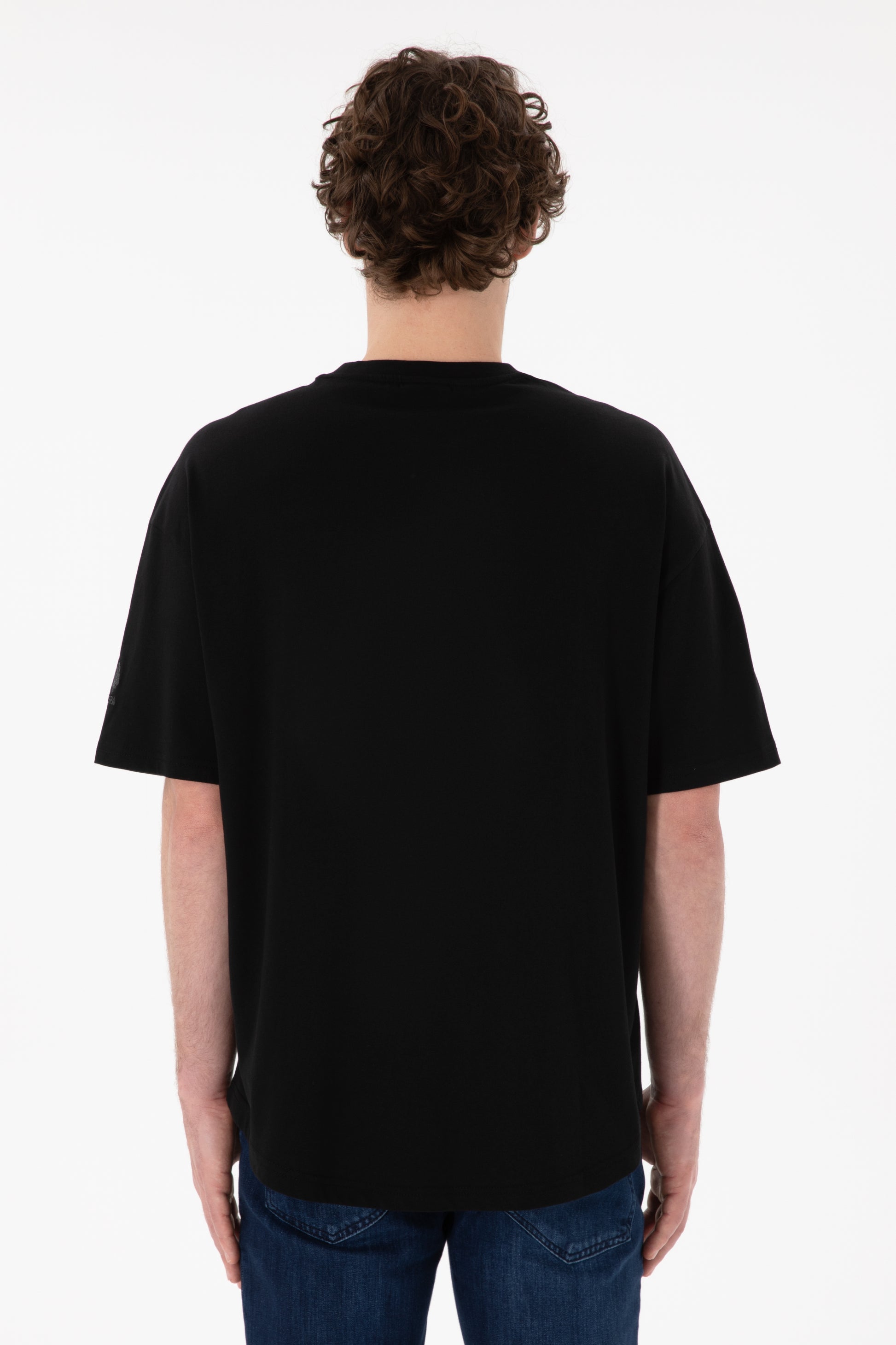 Men's Long Fit Crew Neck Black Basic T-Shirt