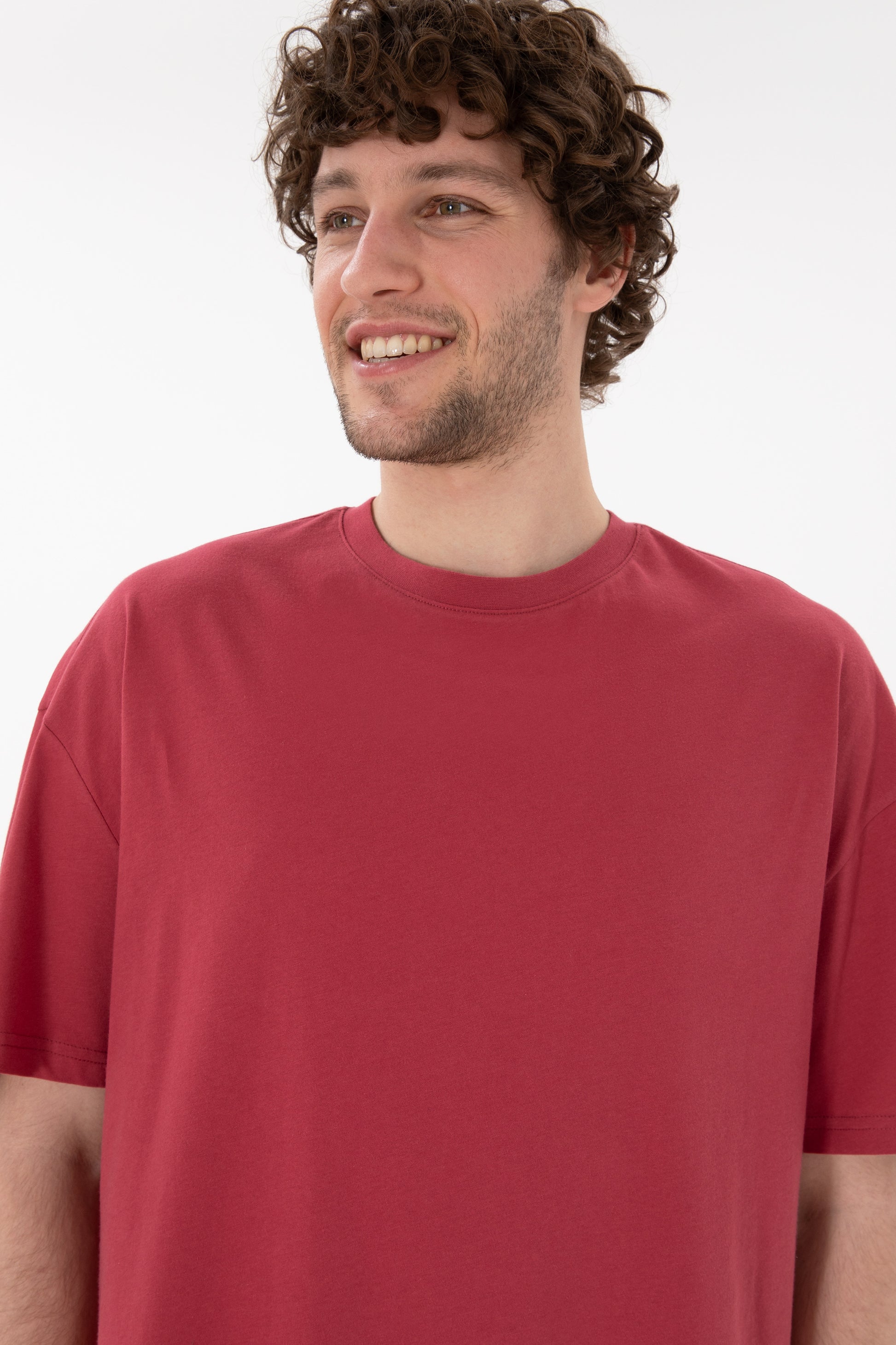 Men's Long Fit Crew Neck Cherry Basic T-Shirt