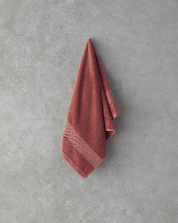 Deluxe Low Twist Cotton Face Towel 50x90 cm Dried Rose