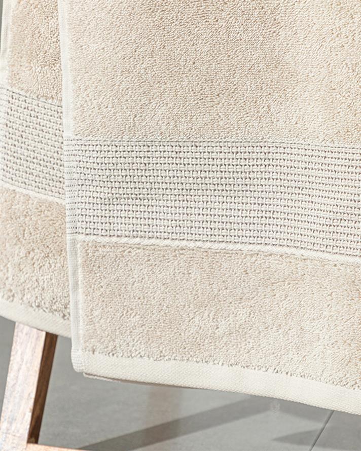 Deluxe Cotton Low Twist Bath Towel Beige