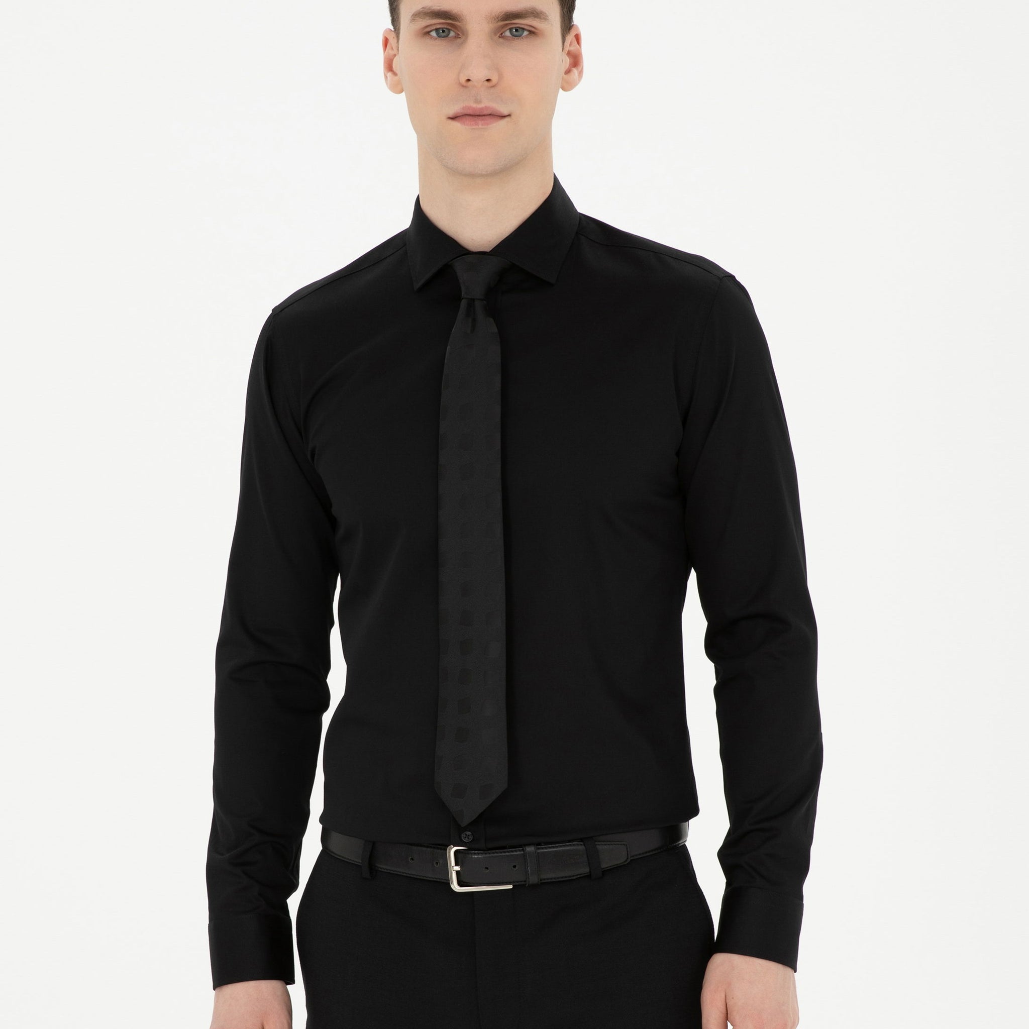 Black Ex. Slim Fit Long Sleeve Basic Shirt