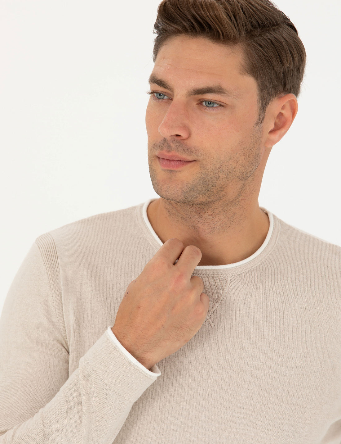 Beige Slim Fit Knitwear Sweater