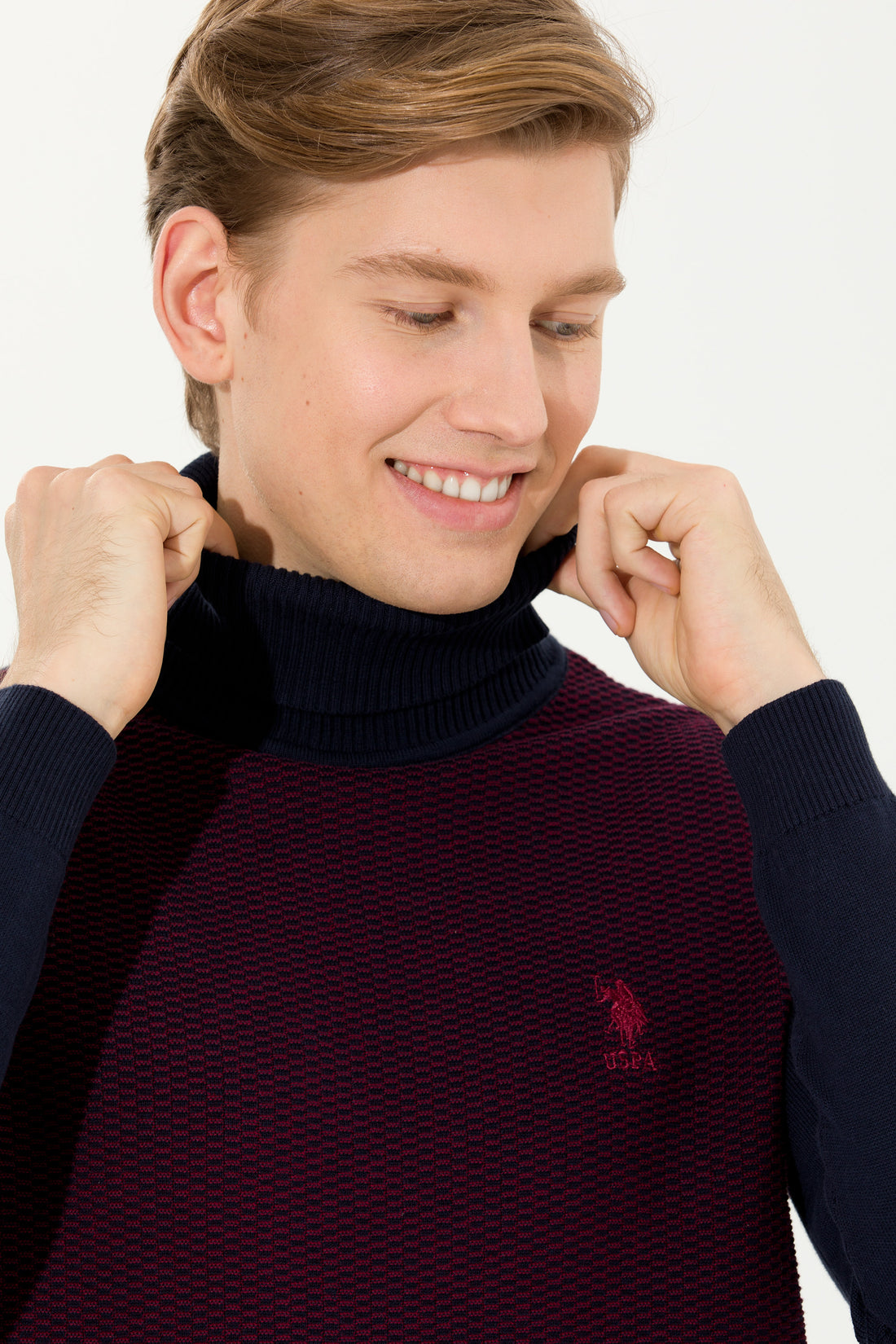 Men's Burgundy Turtleneck Sweater