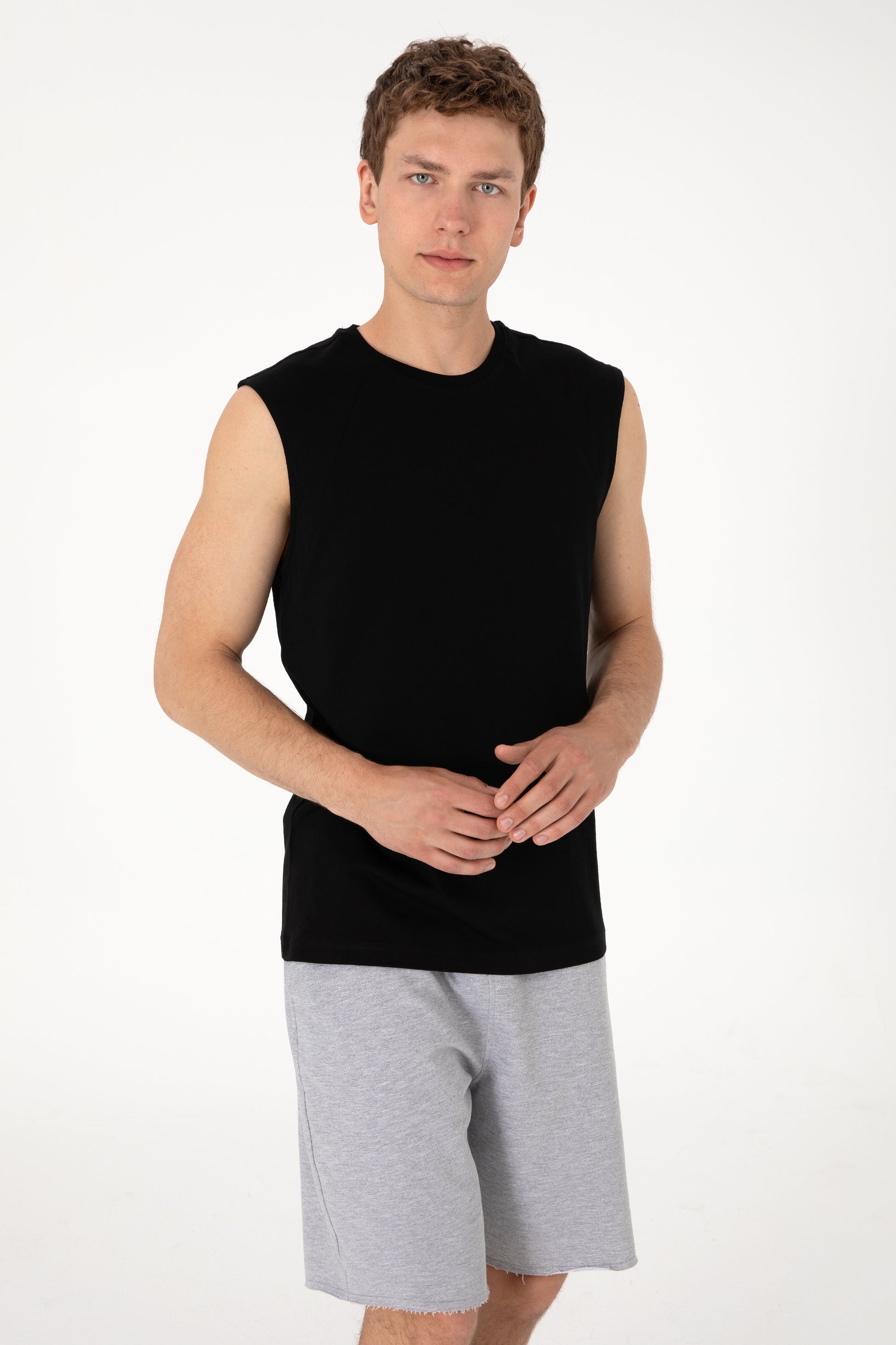 Men's Regular Fit Crew Neck Black T-Shirt