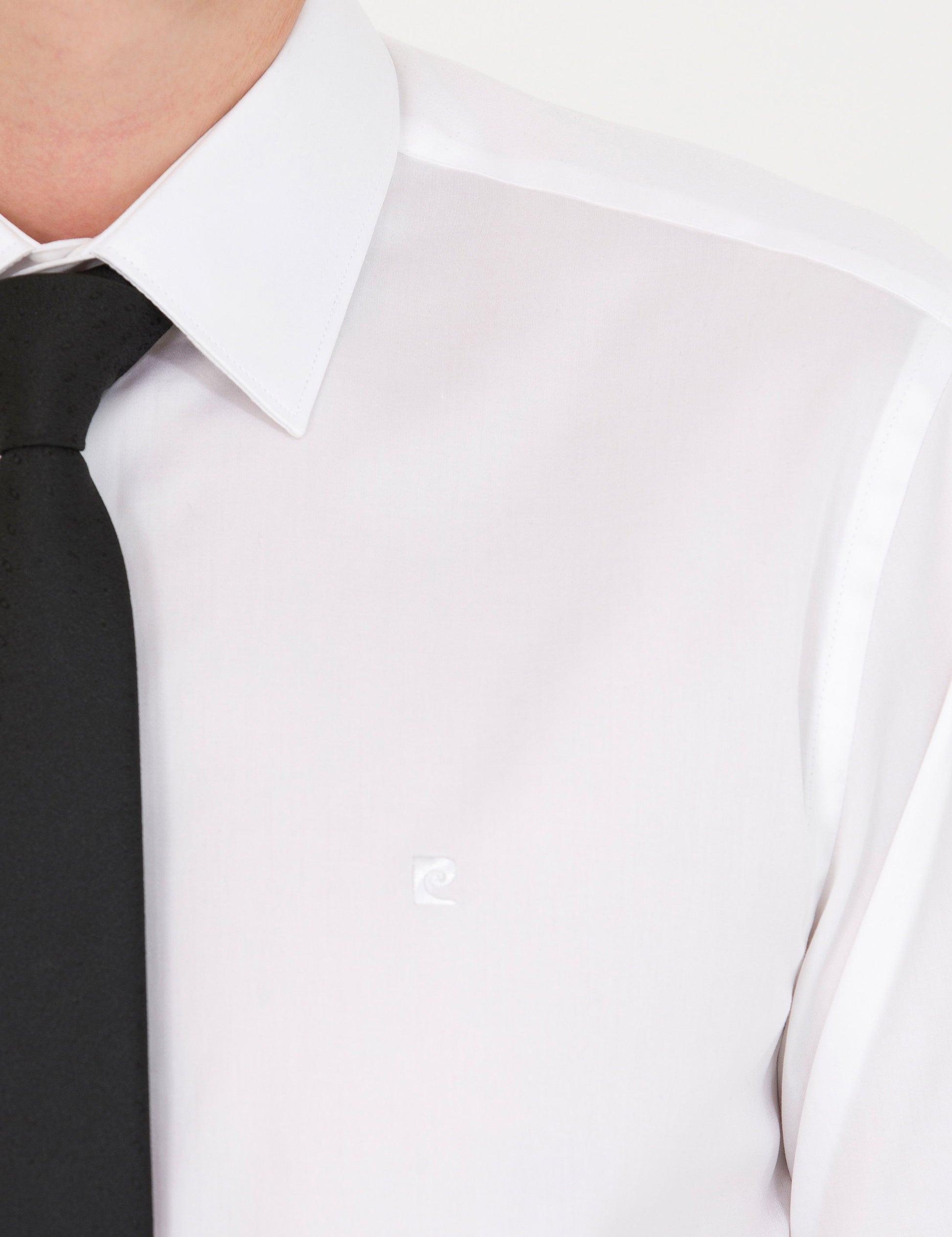 White Slim Fit Long Sleeve Basic Shirt