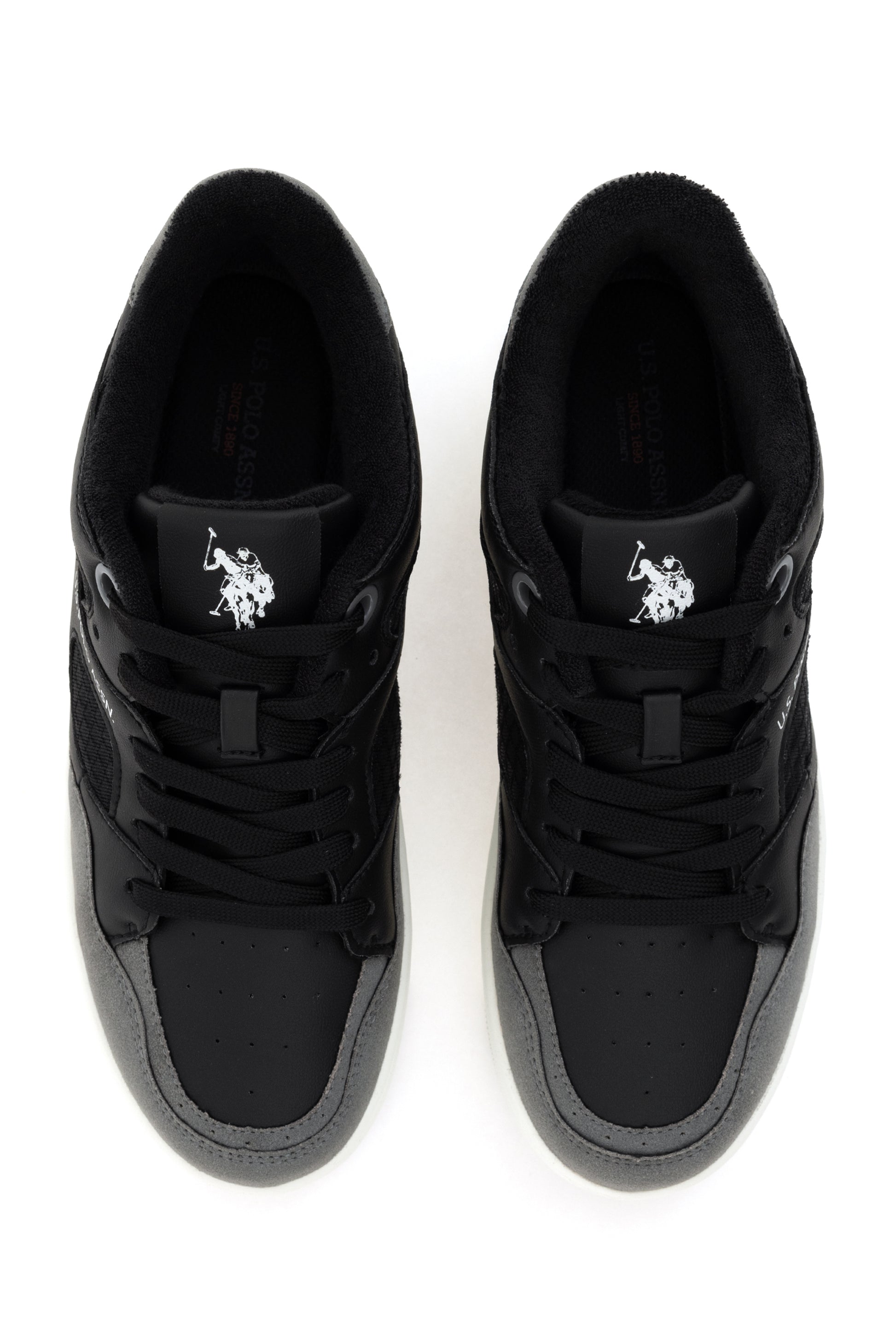 Men's Black Sneakers