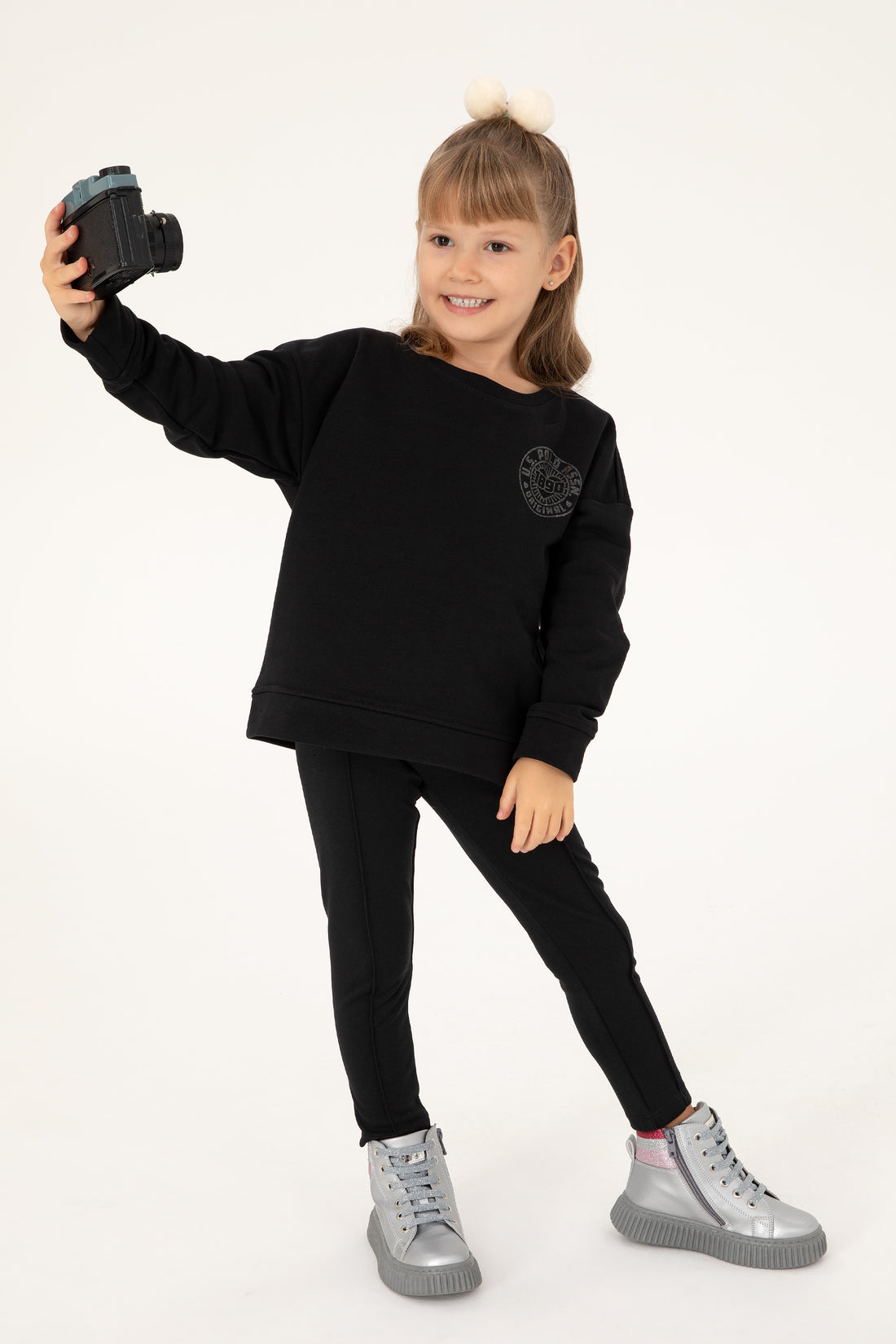 Girls' Black Crew Neck Basic Sweatshirt