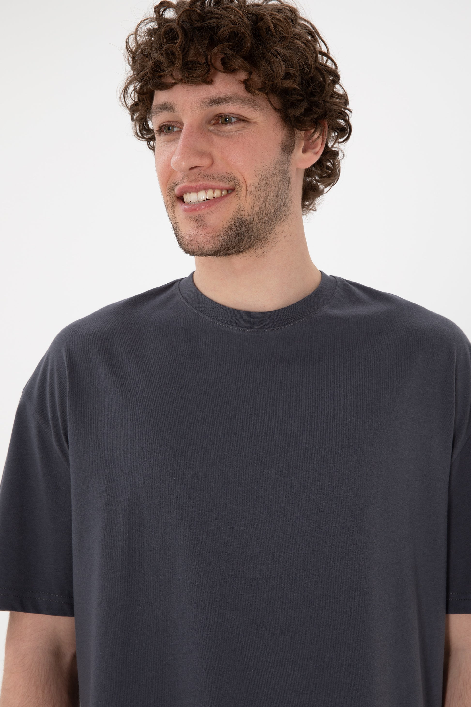 Men's Long Fit Crew Neck Anthracite Basic T-Shirt
