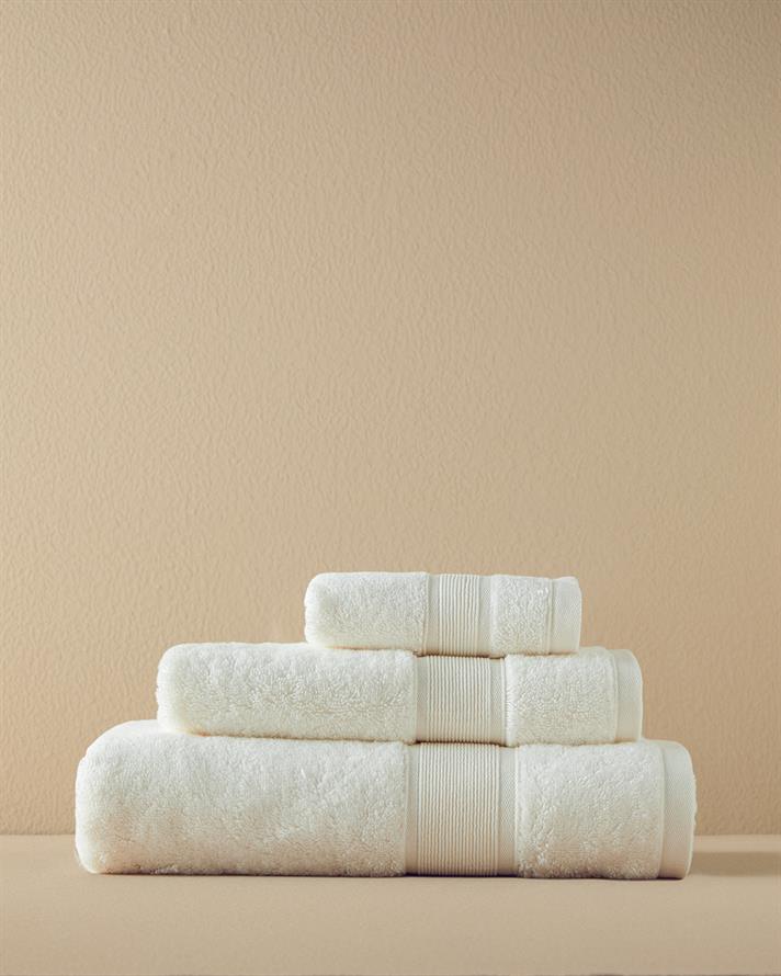 Poffy Soft-Premium Cotton Bath Towel 70x140 cm Ecru