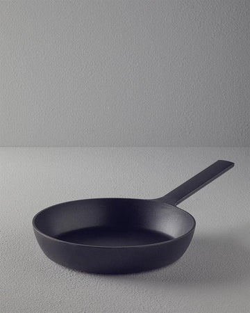 Prime Cast Iron Frying Pan Black