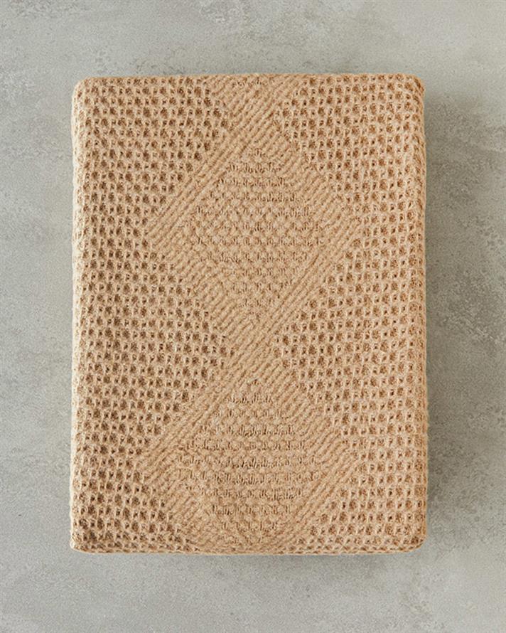 Saige Scotch Tv Blanket Beige