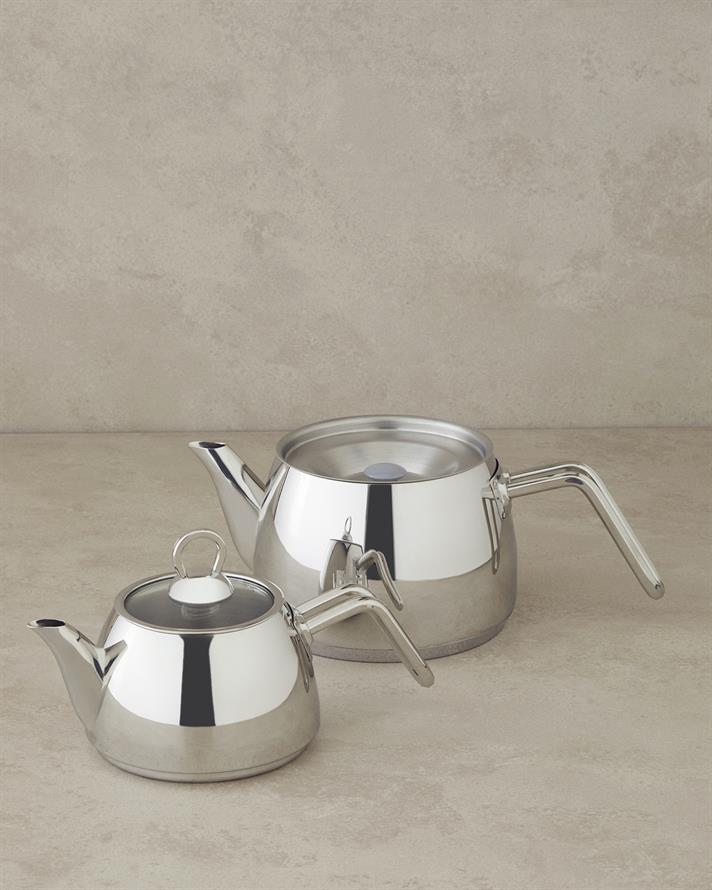 Sandra Steel Teapot Silver